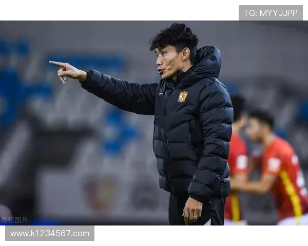 郑智：奋力拼搏展现青岛足球城风采