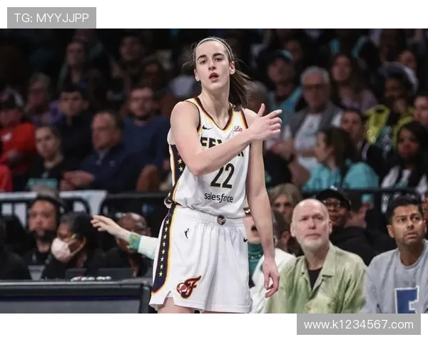 [大咖陪你看篮球]完整版：“克拉克效应”引发的女篮热潮.